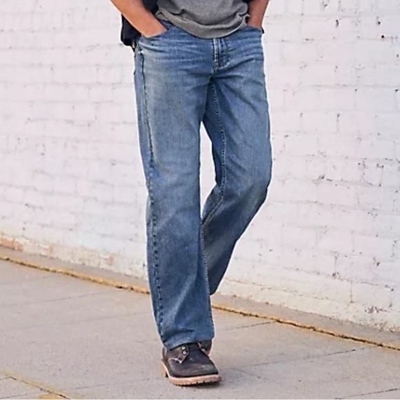 Wrangler Relaxed Boot Cut Jeans 34W 30L - Picture 1 of 13